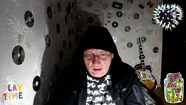 Snapshot of Bossun79 chatting on 10.21.25 Bossun79 online show from 10.21.25