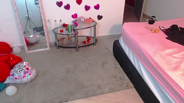 SaraApril 1 online show from 02.16.25