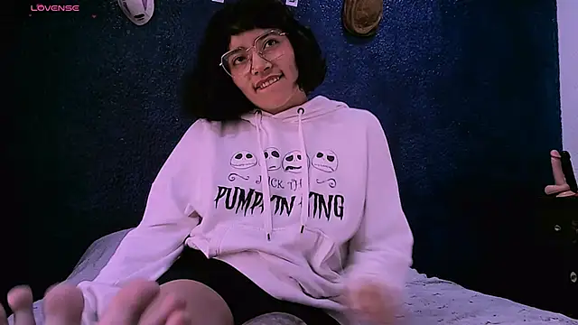 NinaYellow online show from 01.21.25