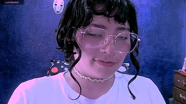 NinaYellow online show from 05.08.26