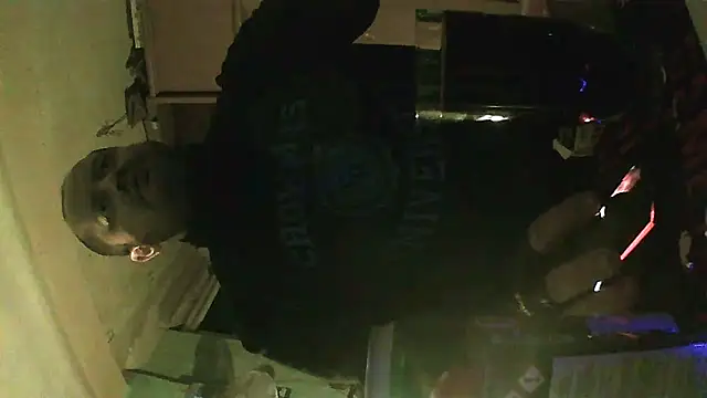 Snapshot of perversalus chatting on 11.10.25 perversalus online show from 11.10.25