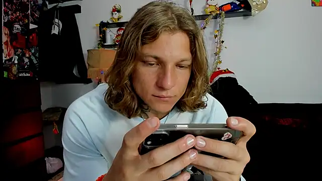 Tom Krakow online show from 12.12.24