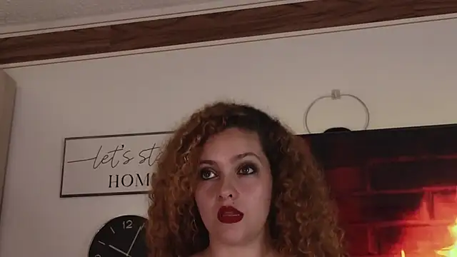 Snapshot of ginebra__nova chatting on 12.04.24 ginebra nova online show from 12.04.24