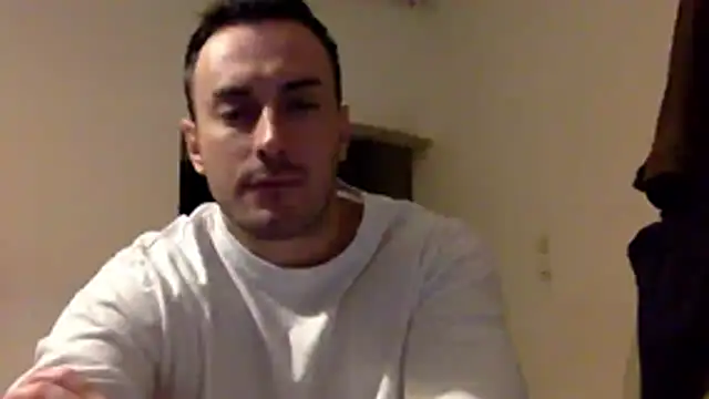 Snapshot of mainnrd chatting on 11.25.25 mainnrd online show from 11.25.25