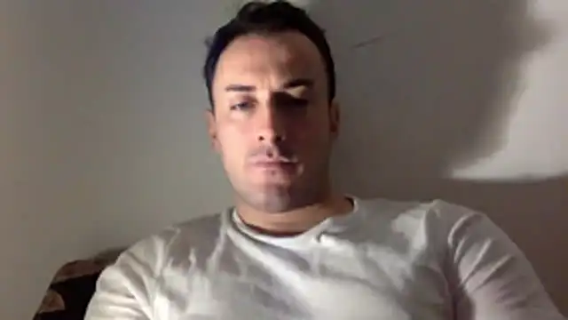 Snapshot of mainnrd chatting on 12.18.25 mainnrd online show from 12.18.25