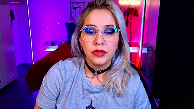 blackwidow s1 online show from 04.23.26
