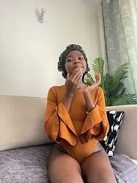 Grusha19 online show from 02.15.25