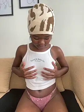 Grusha19 online show from 10.26.25