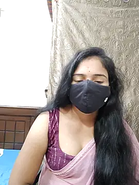 Snapshot of Keerthi-Telugu chatting on 06.13.26 Keerthi-Telugu online show from 06.13.26