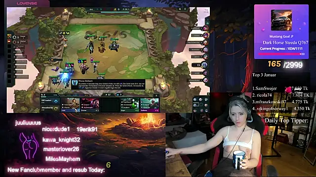 Lisaonthemoon online show from 01.30.25