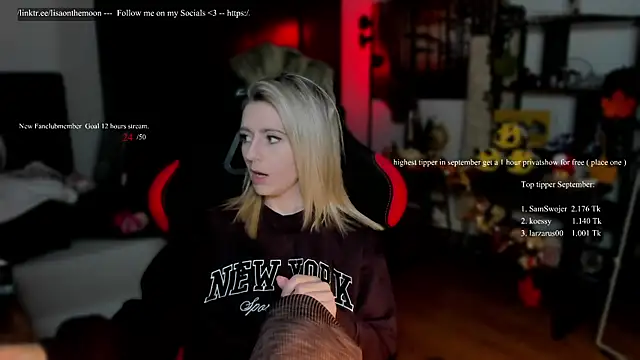 Lisaonthemoon online show from 09.17.25