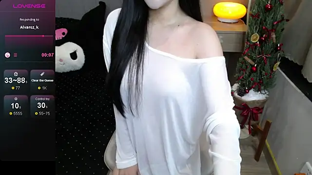  Viviann  online show from 12.22.25