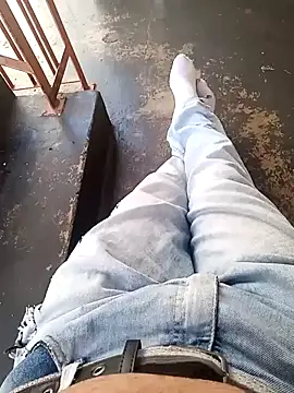 Snapshot of dredre1069 chatting on 12.23.24 dredre1069 online show from 12.23.24