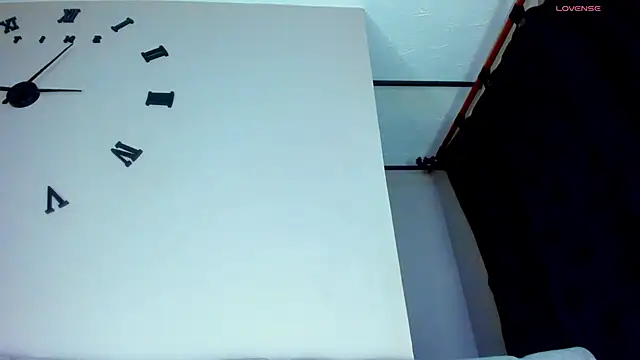 Snapshot of esteveen_ortegas_ chatting on 03.04.25 esteveen ortegas online show from 03.04.25