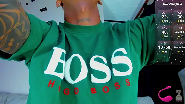 Snapshot of esteveen_ortegas_ chatting on 03.08.25 esteveen ortegas online show from 03.08.25