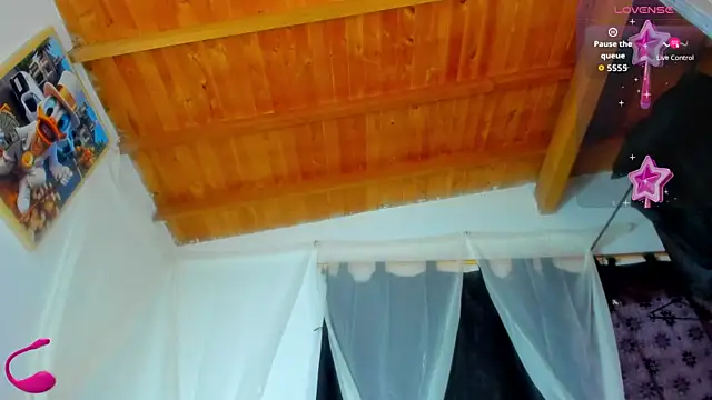 Snapshot of esteveen_ortegas_ chatting on 11.04.25 esteveen ortegas online show from 11.04.25