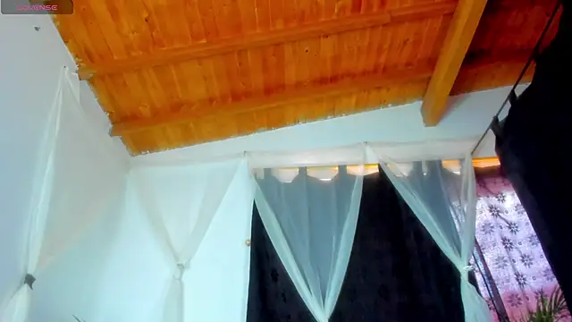 Snapshot of esteveen_ortegas_ chatting on 11.22.25 esteveen ortegas online show from 11.22.25