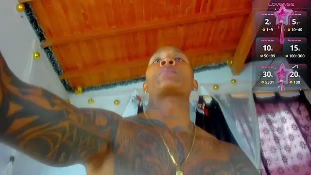 Snapshot of esteveen_ortegas_ chatting on 03.06.26 esteveen ortegas online show from 03.06.26