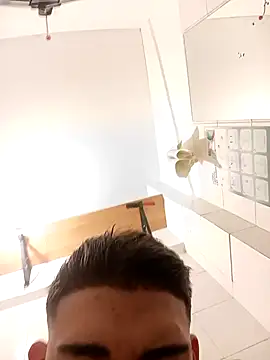 Snapshot of sebaspenegrande2002 chatting on 04.01.26 sebaspenegrande2002 online show from 04.01.26