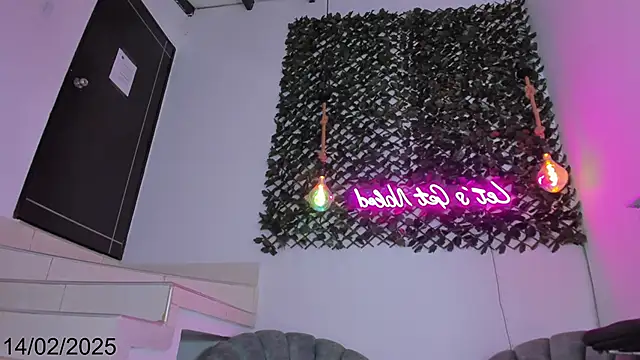 Snapshot of Brianna_Stars chatting on 02.15.25 Brianna Stars online show from 02.15.25