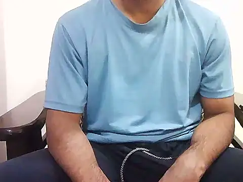 Snapshot of Sad_fuckerz chatting on 11.13.25 Sad fuckerz online show from 11.13.25