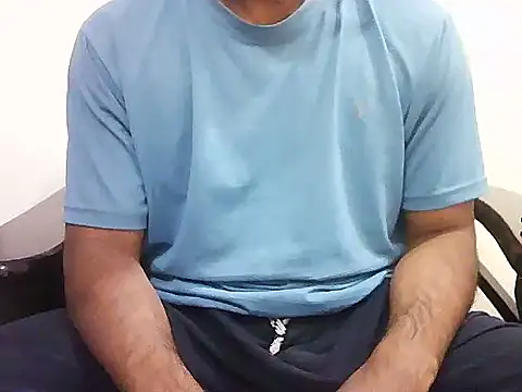 Snapshot of Sad_fuckerz chatting on 12.18.25 Sad fuckerz online show from 12.18.25