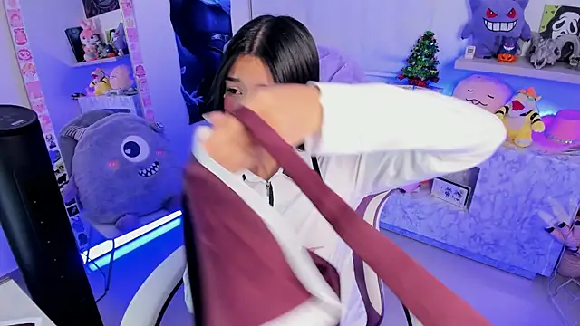 Snapshot of cutestephuwu chatting on 12.11.24 cutestephuwu online show from 12.11.24