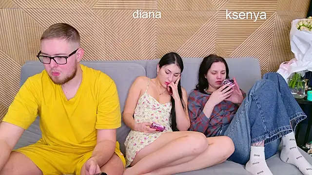 Snapshot of Ksenny chatting on 03.16.26 Ksenny online show from 03.16.26