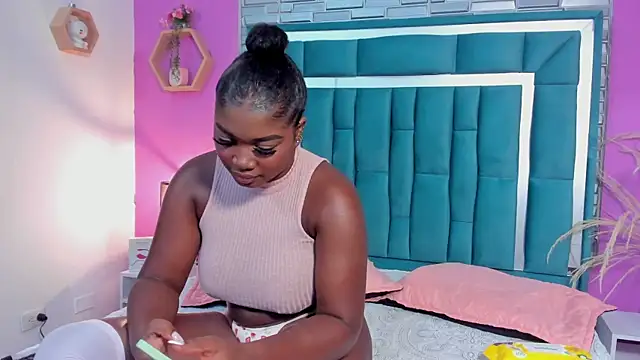 LORENSCOLLINS online show from 01.29.25