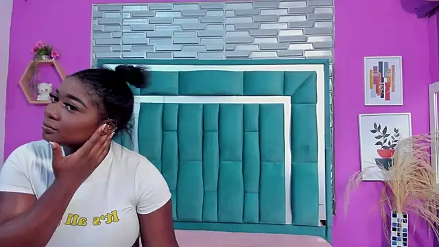 LORENSCOLLINS online show from 10.07.25