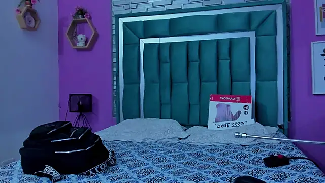 LORENSCOLLINS online show from 03.06.26