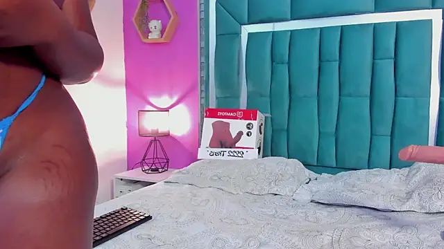 LORENSCOLLINS online show from 03.08.26