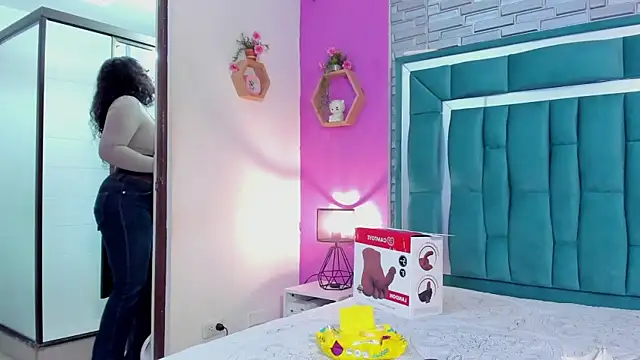 LORENSCOLLINS online show from 03.09.26