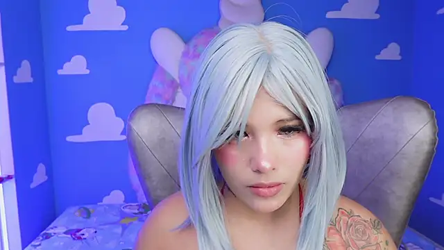 Snapshot of miss_keisi chatting on 12.15.25 miss keisi online show from 12.15.25