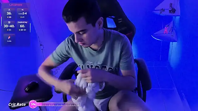 Maximo   online show from 10.30.25