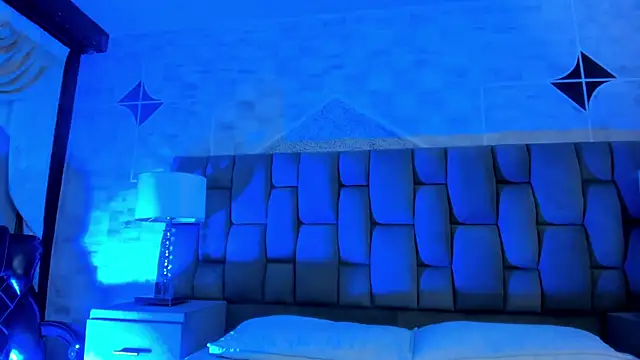 Snapshot of AgarEvans chatting on 03.06.26 AgarEvans online show from 03.06.26