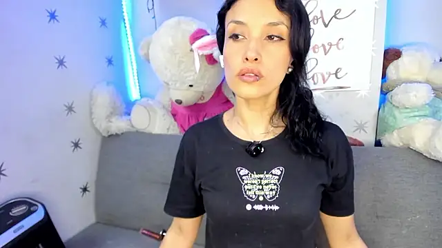 Snapshot of MeganLord chatting on 01.13.26 MeganLord online show from 01.13.26