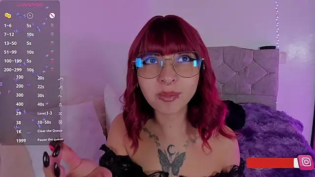 Snapshot of arysUwU chatting on 09.13.25 arysUwU online show from 09.13.25