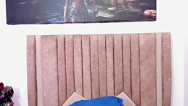 Snapshot of mariiana_murillo01 chatting on 11.27.25 mariiana murillo01 online show from 11.27.25