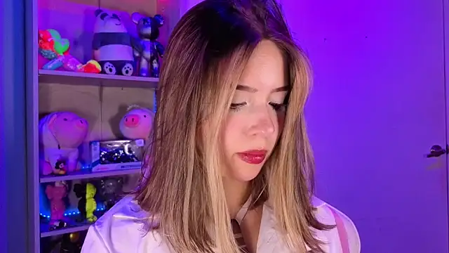 EmilyMiller  online show from 04.27.26