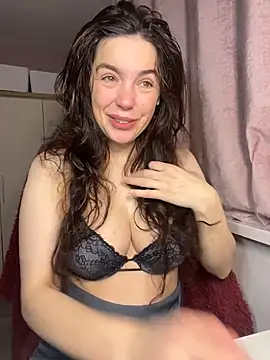 GillKelly online show from 01.08.26