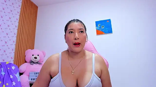 Snapshot of Soyqueen chatting on 05.16.26 Soyqueen online show from 05.16.26
