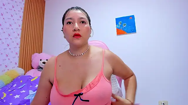 Snapshot of Soyqueen chatting on 05.18.26 Soyqueen online show from 05.18.26