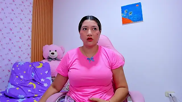 Snapshot of Soyqueen chatting on 05.22.26 Soyqueen online show from 05.22.26