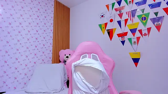 Snapshot of Soyqueen chatting on 07.19.26 Soyqueen online show from 07.19.26