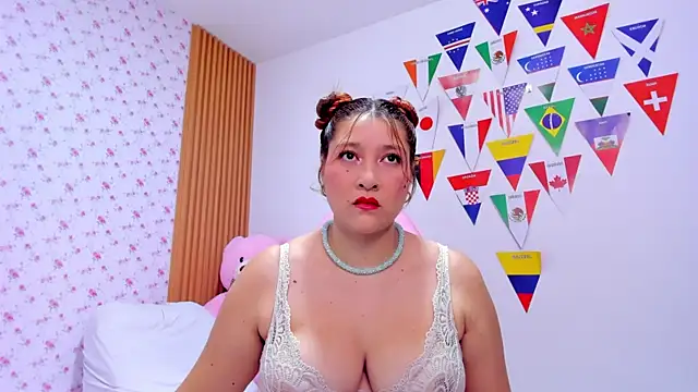 Snapshot of Soyqueen chatting on 07.31.26 Soyqueen online show from 07.31.26