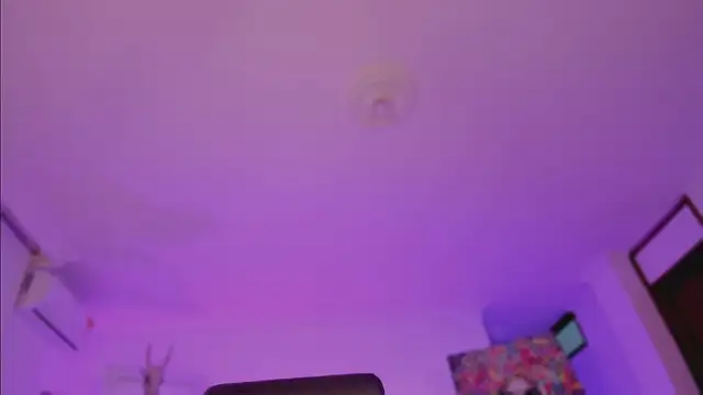 Taylor  foxxx online show from 01.15.25