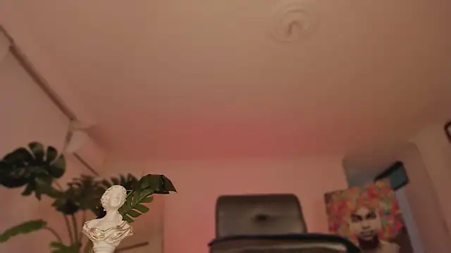 Taylor  foxxx online show from 02.11.25