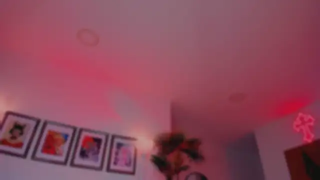 Taylor  foxxx online show from 11.28.25