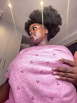 Honeycoco0211 online show from 03.05.26